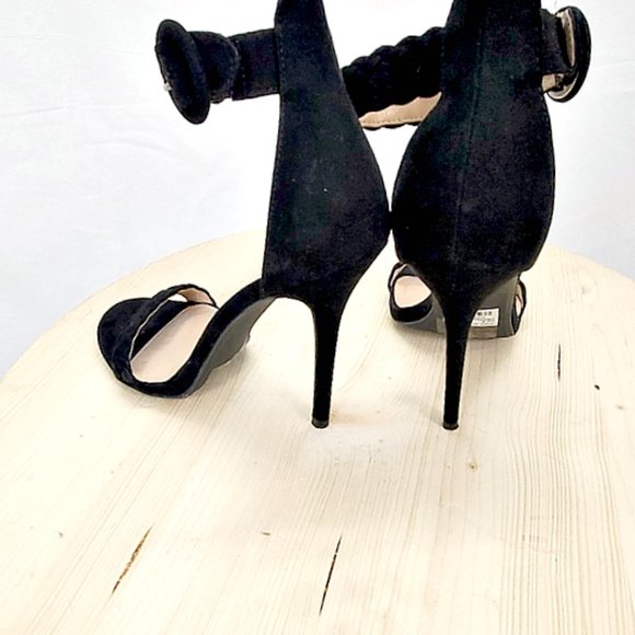 Wet Seal High Heel Sandals - Picture 5 of 6